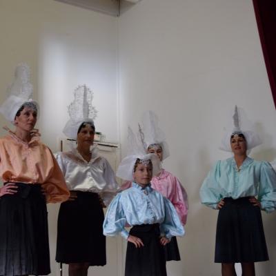 Défilé de coiffes